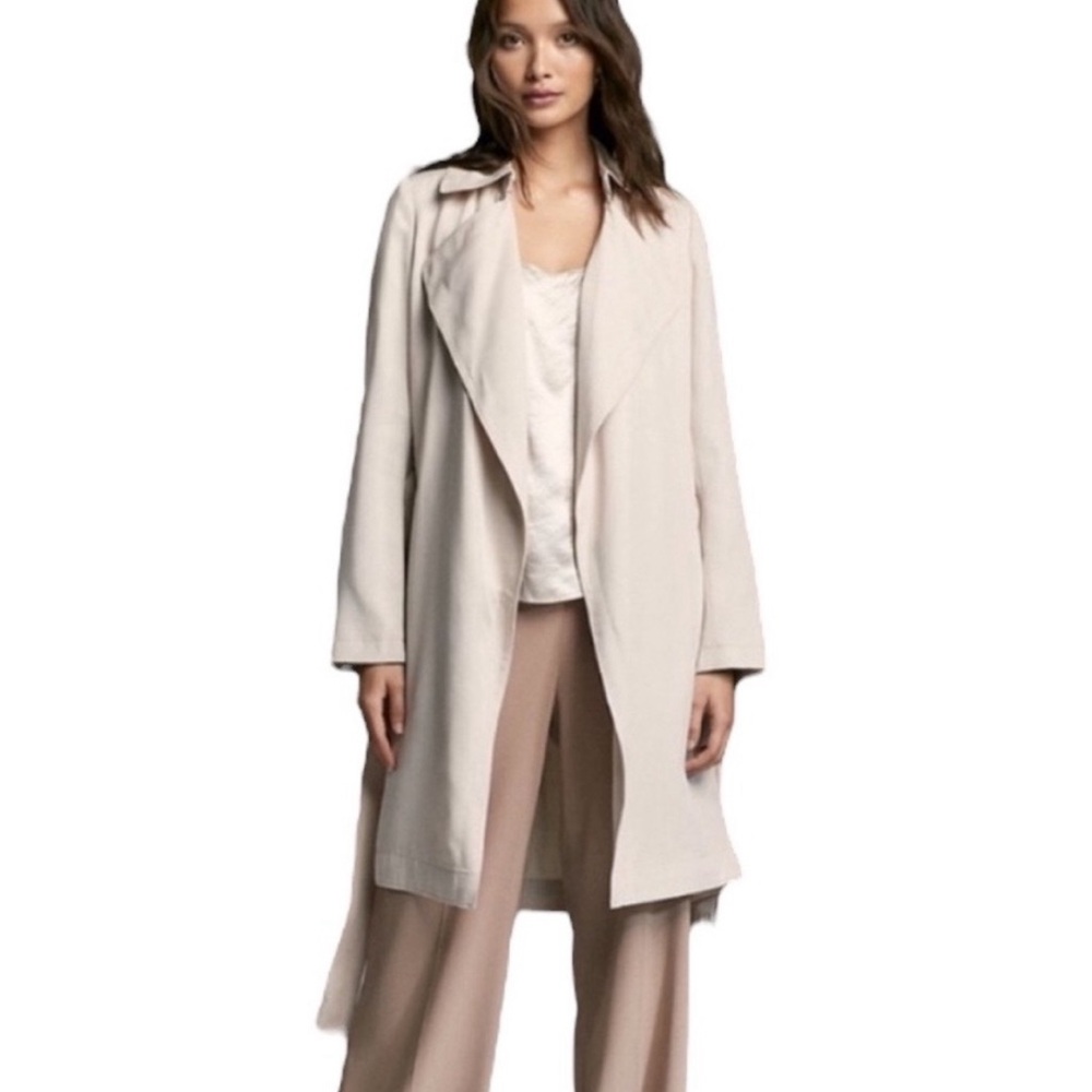 Aritzia Maximo Lawson Trench Coat in Bone / Cream | Jackets and Coats | XXS